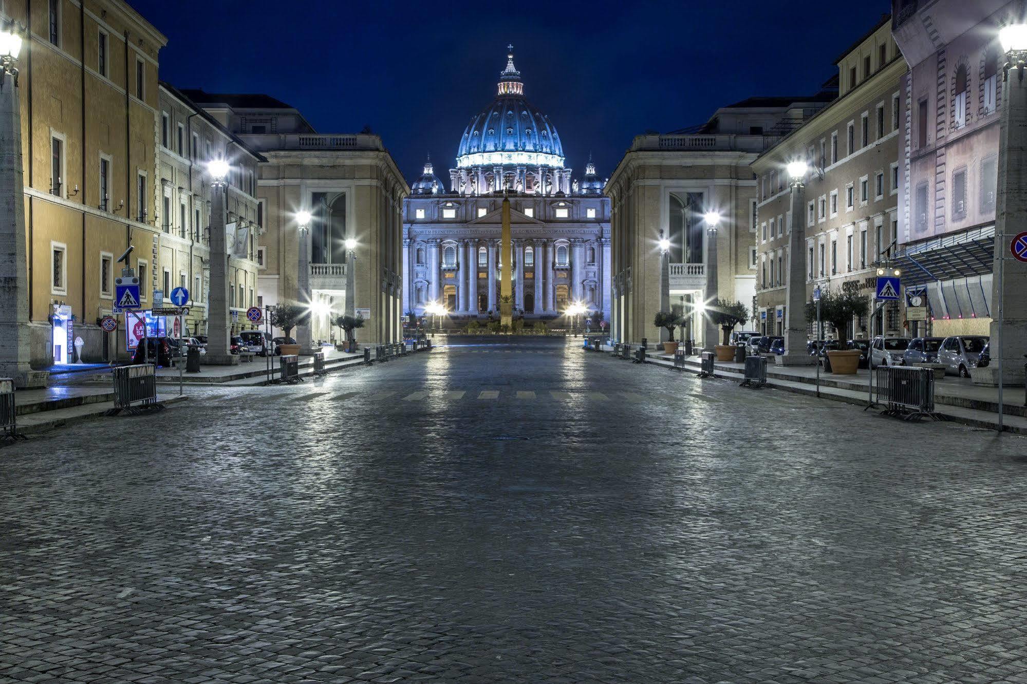 Hotel Dei Barbieri Roma Exterior foto